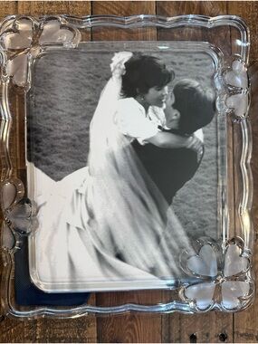 Clear Glass Heart Accent 8x10 Picture Frame